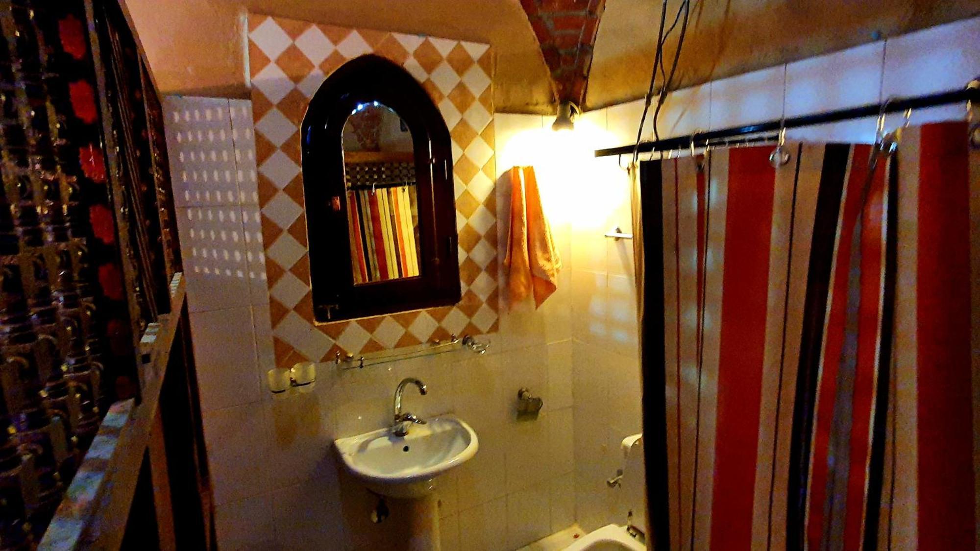 Scorpion House Luxor Ξενοδοχείο Εξωτερικό φωτογραφία
